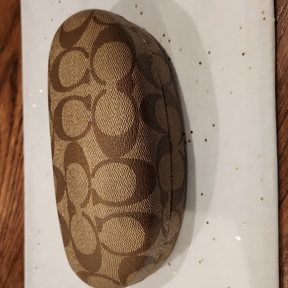 Coach Sunglasses - Picture 10 of 16